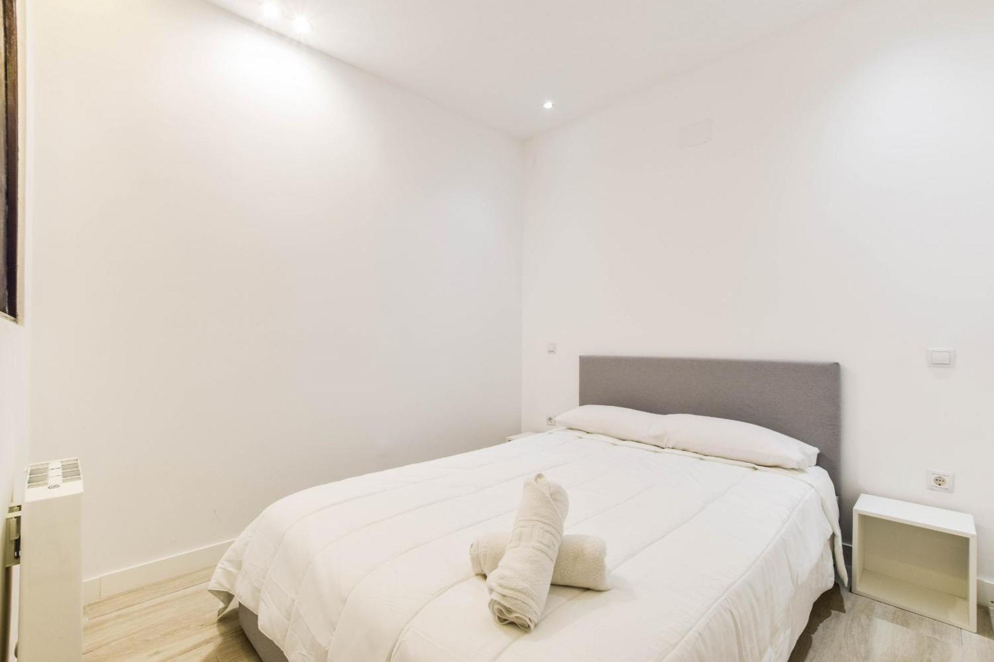 Acogedor Apartamento En Anton Martin Madrid Buitenkant foto
