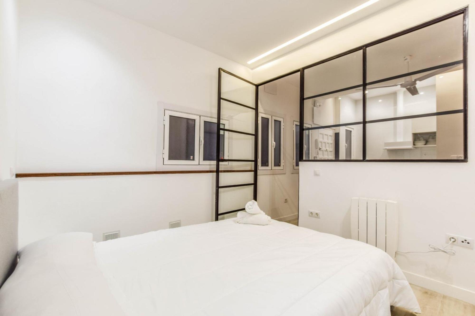 Acogedor Apartamento En Anton Martin Madrid Buitenkant foto